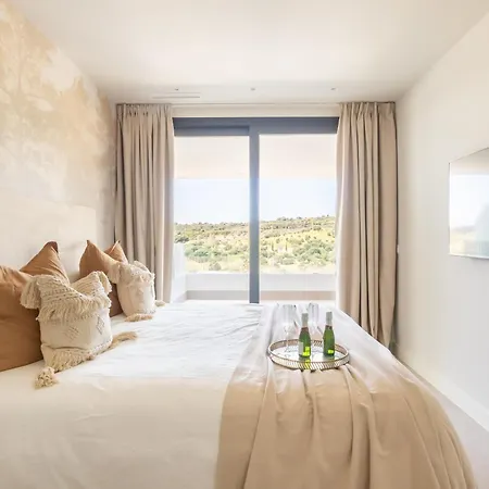 Deluxe Azahar Sea Views 1-2 Estepona