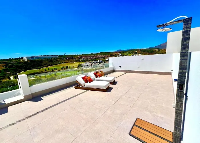 Deluxe Azahar Sea Views 1-2 *