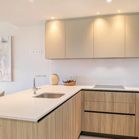 Deluxe Azahar Sea Views 1-2 Estepona