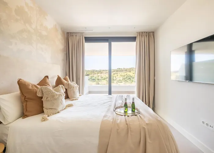 Deluxe Azahar Sea Views 1-2 Estepona