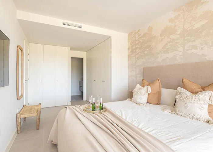 Deluxe Azahar Sea Views 1-2 * Estepona