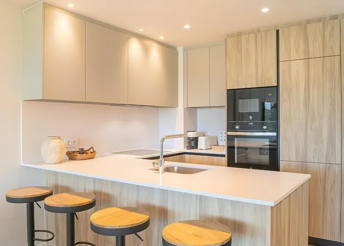 Deluxe Azahar Sea Views 1-2 アパート エステポナ